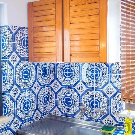 A02 - Dona Ana 1 Bed Lagos